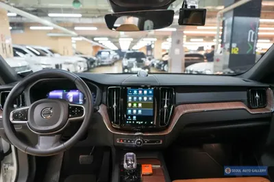 Volvo XC60 2024, 29898 км, за 29902.3 USD - фото 6