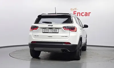 Jeep Compass 2019, 91004 км, за 7811.47 USD