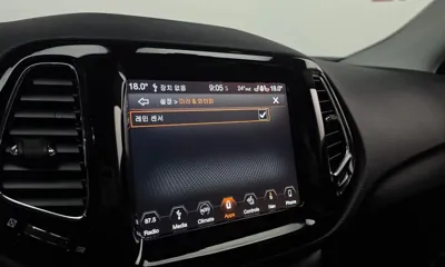 Jeep Compass 2019, 91004 км, за 7811.47 USD - фото 17
