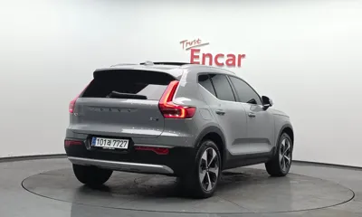 Volvo XC40 2025, 13018 км, за 28344.89 USD