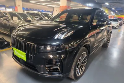 Lynk & Co 09 EM-P · 2025 год
