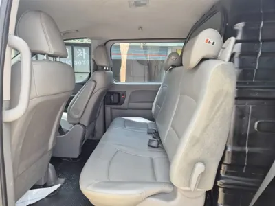 Hyundai Starex 2017, 260000 км, за 4228.47 USD - фото 10