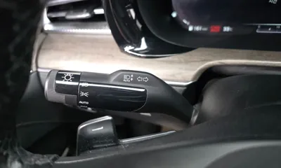 Kia K5 2020, 112210 км, за 10774.73 USD - фото 17
