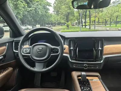 Volvo S90 2024, 42000 км, за 22630.52 USD - фото 8