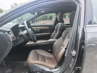 Volvo S90 2024, 42000 км, за 22630.52 USD - фото 9