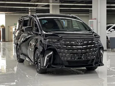 Toyota Alphard 2024, 28000 км, за 128203.48 USD