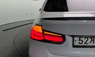 BMW 3-Series 2018, 133230 км, за 11636.22 USD - фото 23