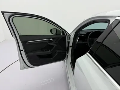 Audi A3 2023, 21000 км, за 22713.27 USD - фото 23