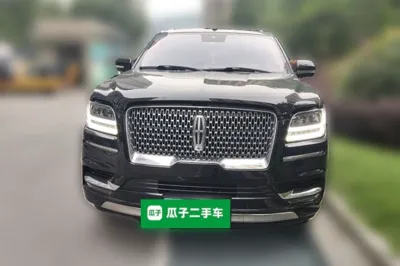 Lincoln Navigator 2018, 131400 км, за 48670 USD
