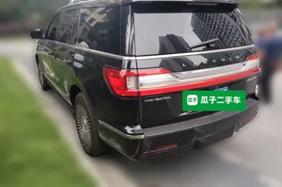 Lincoln Navigator 2018, 131400 км, за 48670 USD