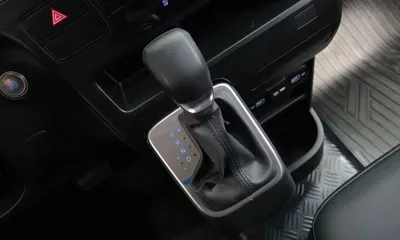 Hyundai Staria 2024, 63523 км, за 17551.84 USD - фото 9