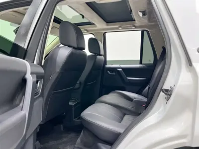 Land Rover Freelander 2 2013, 200000 км, за 5274.86 USD - фото 9
