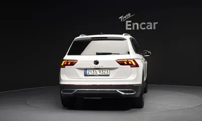 Volkswagen Tiguan 2022, 71484 км, за 23455.56 USD