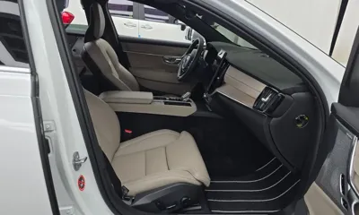 Volvo S90 2026, 16292 км, за 36431.67 USD - фото 26