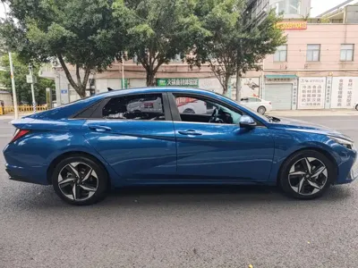 Hyundai Elantra 2021, 60000 км, за 7483.05 USD - фото 16