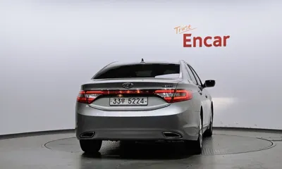 Hyundai Grandeur 2012, 195314 км, за 3019.56 USD