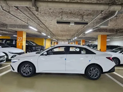 Hyundai Avante 2026, 7 км, за 10181.17 USD