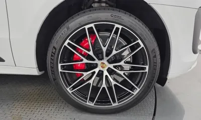 Porsche Macan 2023, 15016 км, за 74811.41 USD