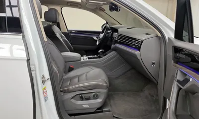 Volkswagen Touareg 2022, 88147 км, за 33434.04 USD - фото 10