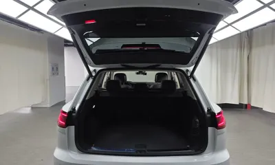 Volkswagen Touareg 2022, 88147 км, за 33434.04 USD - фото 20