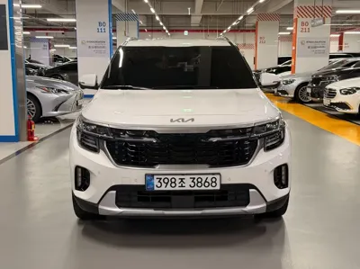 Kia Seltos 2023, 59493 км, за 22768.69 USD