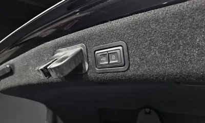 Audi A6 2016, 118236 км, за 8276.4 USD - фото 20