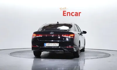 Hyundai Avante 2023, 67745 км, за 11278.68 USD