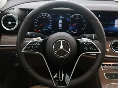 Mercedes-Benz E-Class 2022, 26000 км, за 41052.76 USD - фото 11