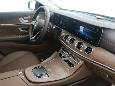 Mercedes-Benz E-Class 2022, 26000 км, за 41052.76 USD - фото 12