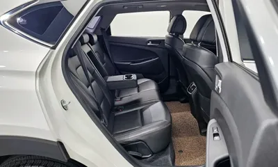 Hyundai Tucson 2017, 71093 км, за 10373.31 USD - фото 11
