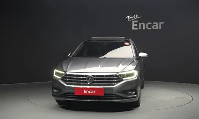 Volkswagen Jetta 2021, 38378 км, за 14976.88 USD