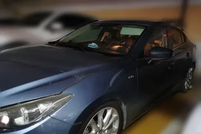 Mazda Mazda 3 Axela · 2014 год