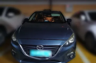 Mazda Mazda 3 Axela 2014, 141300 км, за 4845 USD