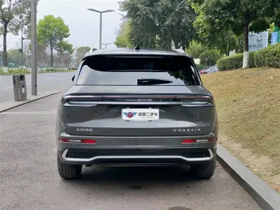 Lincoln Corsair 2025, 10000 км, за 23219.09 USD