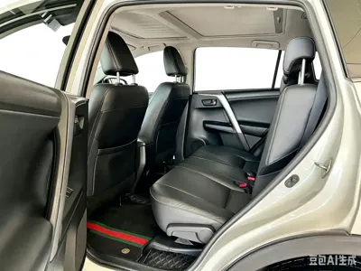 Toyota RAV4 2017, 76000 км, за 10329.14 USD