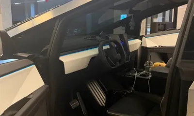 Tesla Cybertruck 2026, 20691 км, за 83996.72 USD