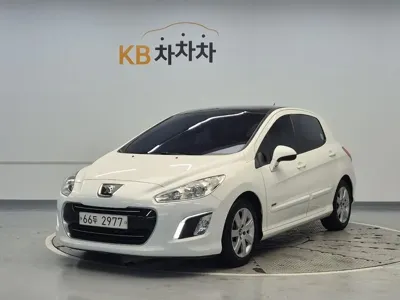 Peugeot 308 2014, 69375 км, за 3577.94 USD