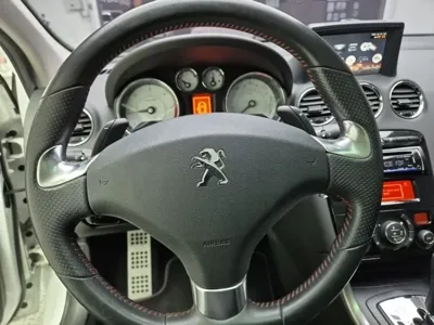 Peugeot 308 2014, 69375 км, за 3577.94 USD - фото 9