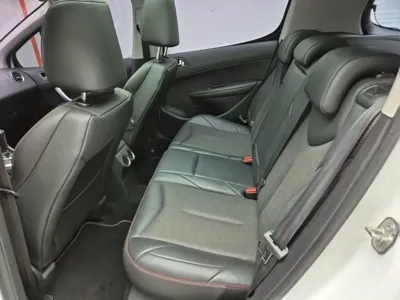 Peugeot 308 2014, 69375 км, за 3577.94 USD - фото 12