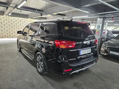 Kia Canival 2019, 199000 км, за 6761.19 USD