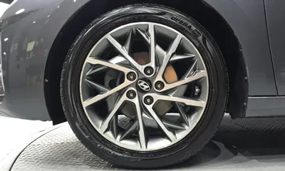Hyundai Avante 2019, 210318 км, за 4297.71 USD