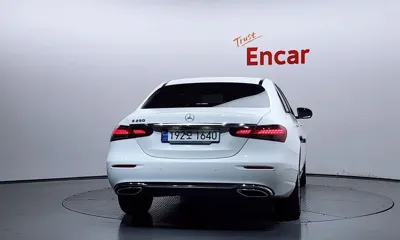 Mercedes-Benz E-Class 2021, 64993 км, за 22102.31 USD