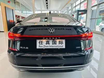 Volkswagen Passat 2022, 59000 км, за 17921.96 USD - фото 8
