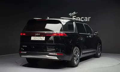 Kia Canival 2023, 68164 км, за 17172.12 USD