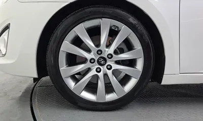 Hyundai i40 2014, 98008 км, за 5081.44 USD