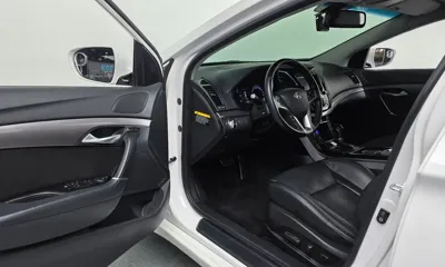 Hyundai i40 2014, 98008 км, за 5081.44 USD - фото 10