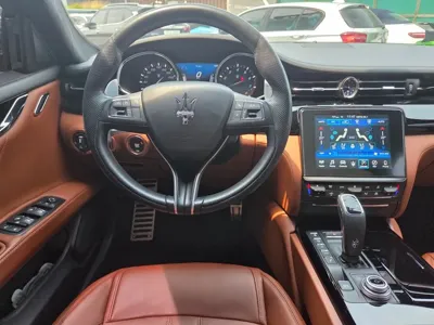 Maserati Quattroporte 2019, 12300 км, за 39312.85 USD - фото 11