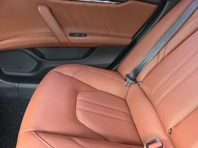 Maserati Quattroporte 2019, 12300 км, за 39312.85 USD - фото 15
