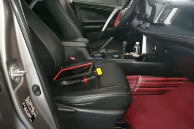Toyota RAV4 2019, 96400 км, за 13705 USD - фото 19