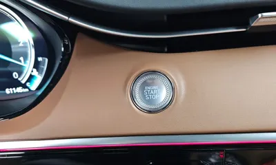 Genesis GV70 2023, 61145 км, за 25141.13 USD - фото 20